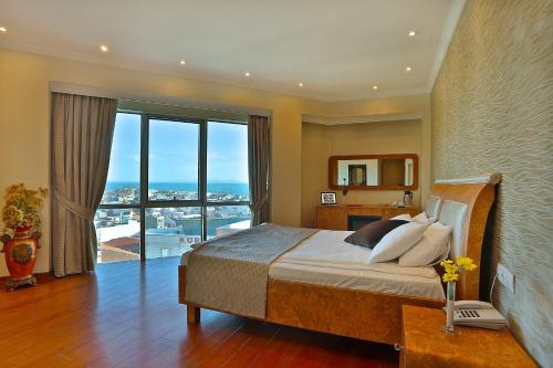 Gallery image of Grand Madrid Hotel in Istanbul