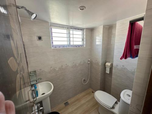 Un baño de Heart of Rajshahi Hub Appt-B