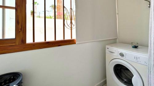 MarketHome Bouganvillas 2