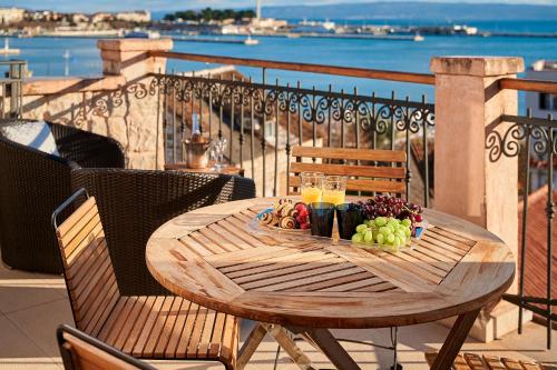 Top Croliday Rooms