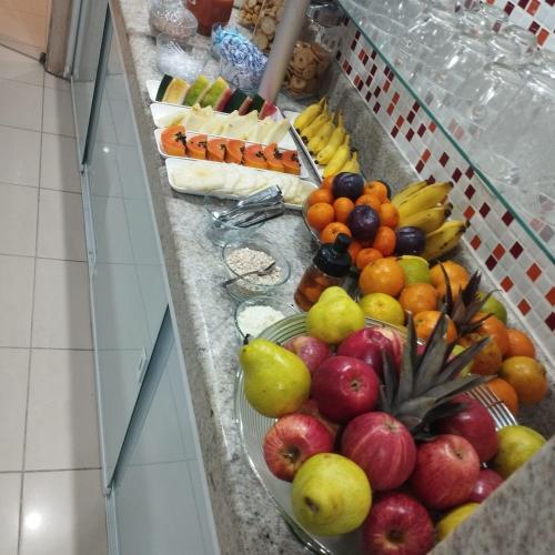 Comida en o cerca de este hotel