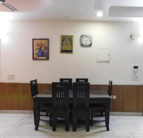 Gambar di galeri bagi Saubhagya BnB Homes - 4 BHK with Kitchen di Ghaziabad