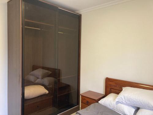 Katil atau katil-katil dalam bilik di High standard apartment Madinaty