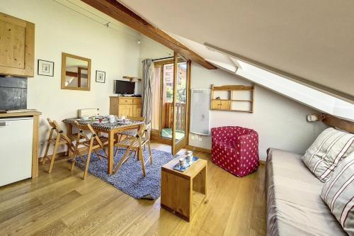 Résidence Sapineaux - Appartement cosy - coeur station MAE-5064