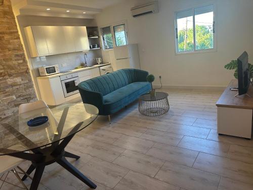 Appartments 750m from beach, tourist area