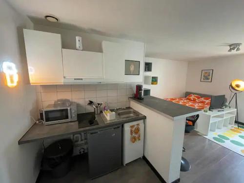 Photo de la galerie de l'établissement Studio proche Fac et Centre ville, à Dijon