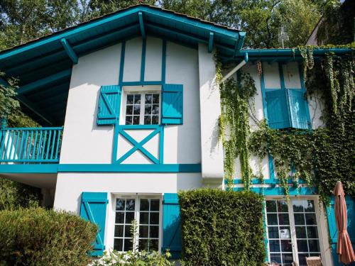 Gallery image of Apartment in Basque Country with Pool Access in Labastide-Clairence