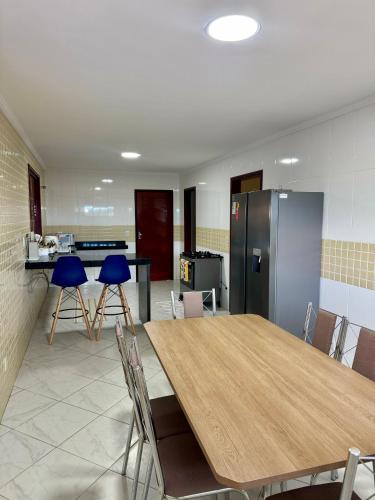 Η κουζίνα ή μικρή κουζίνα στο Casa Azul - Figueira - Aconchego e Calmaria
