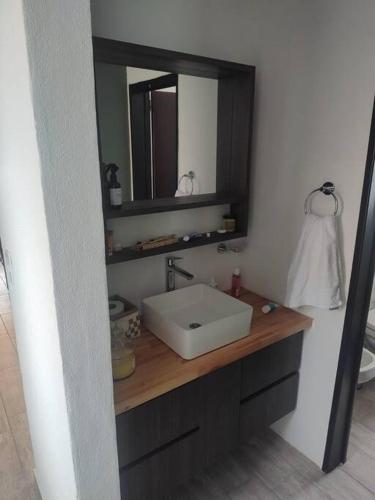 Koupelna v ubytování Casa en las sierras de Córdoba con Deck , Parrilla y estacionamiento