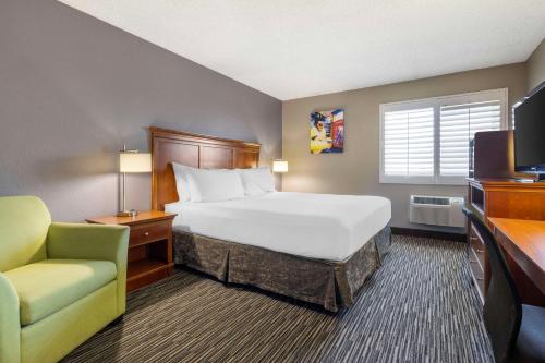Best Western McCarran Inn Image