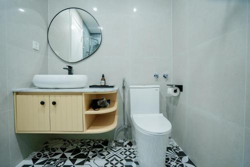 Ванная комната в Palette Collect's Boutique Hotel Ha Long