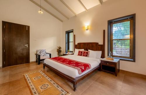 Katil atau katil-katil dalam bilik di SaffronStays Sommeliers Choice