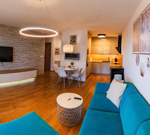 Luxury apartment close to centre, VUSCH private parking included