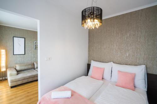 MF Club 218 Gold7 Apartment 8600 Siófok, Beszédes József sétány 83 kép - 3