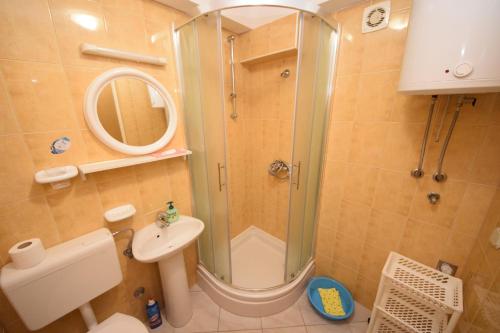 Apartments Jakov