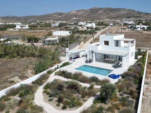 Πισίνα στο ή κοντά στο Villa Aura - Beachfront Villa with private pool