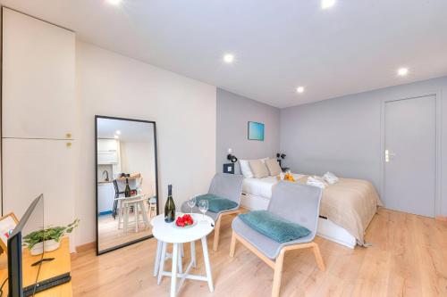 388 Suite Trousseau - Superbe Appartement à Paris