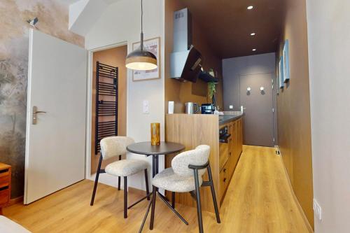 Foto Studio Moderne en plein coeur de la Vieille Ville d'Annecy 1
