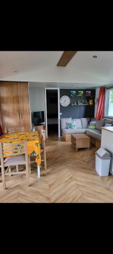 Mobil home azur 74