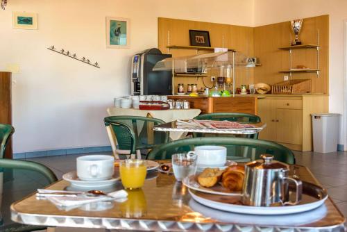 Foto dalla galleria di L'Escale Plage a Algajola