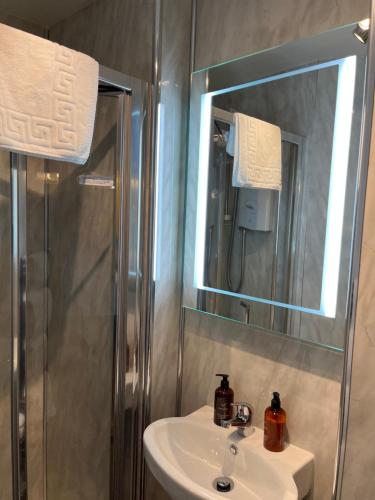 Ένα μπάνιο στο Ravenswood Guest House