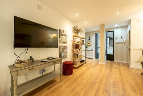 Wide with beautiful kitchen 2Bd 3Bth -Arenal photo 6