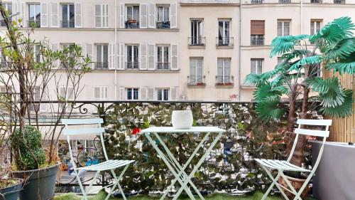Vonkajšia záhrada v ubytovaní 252 Suite Majestic - Superbe Appartement à Paris