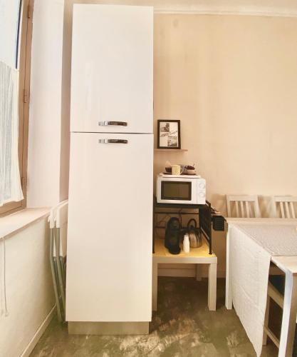 Dapur atau dapur kecil di Casa Via Roma
