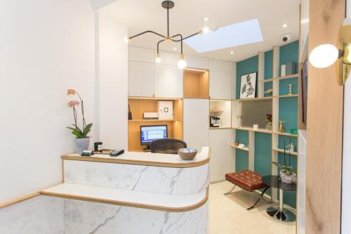 Kuchyň nebo kuchyňský kout v ubytování Wardonia Hotel Kings Cross