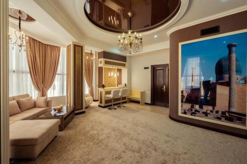 Ruang duduk di DiliMah Premium Luxury