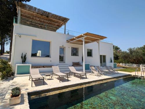 チェーリエ・メッサーピカにあるTrullo turchese Fabiolaのギャラリーの写真