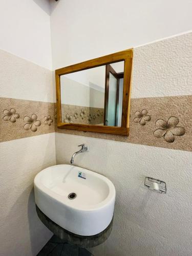 Ванная комната в White Sand Bungalow Yala