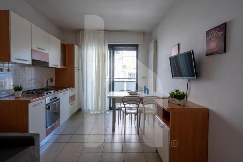 Η κουζίνα ή μικρή κουζίνα στο Homiday - Holiday Rendez Vous 2