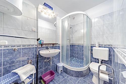 Kúpeľňa v ubytovaní Apartments Barcot