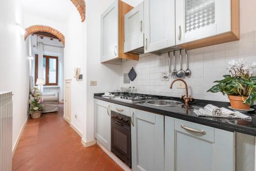 Allegri Apartment By San Firenze Collection