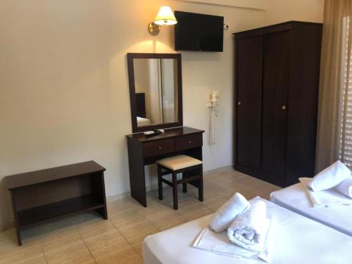 Gallery image of Hotel Paradise in Kriopigi