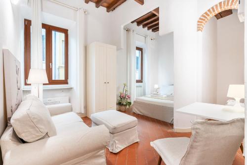 Allegri Apartment By San Firenze Collection