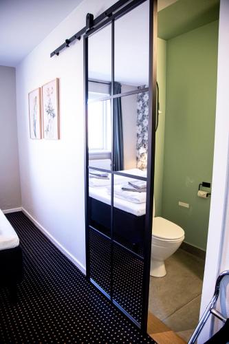 Tambohus Kro & Badehotelにあるバスルーム