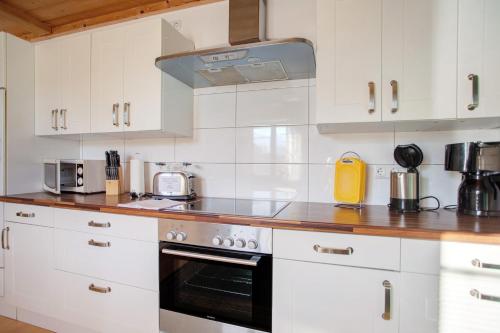 Cucina o angolo cottura di Ferienwohnung Schliersee
