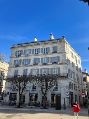 grand appartement dans l'hypercentre