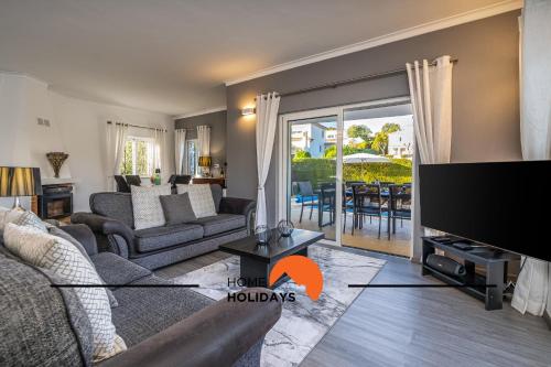#239 Vivenda V3 com Piscina by Home Holidays