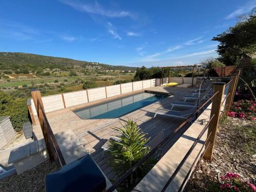Πισίνα στο ή κοντά στο Gite Aigues Vives - Les Jardins