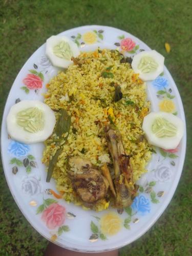 Mad i den private indkvartering eller i nærheden