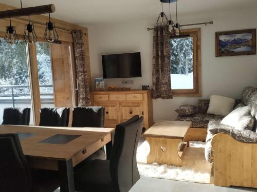 Appartement luxueux 3 pièces, spa privé, skis aux pieds - FR-1-810-21