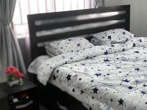 Voodi või voodid majutusasutuse Luxury 3 BDR Secure Estate in Ibeju Lekki opposite Golf Course toas