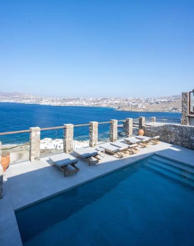 Private Villa Anemi, Infinity Town Views by Avimar Villas