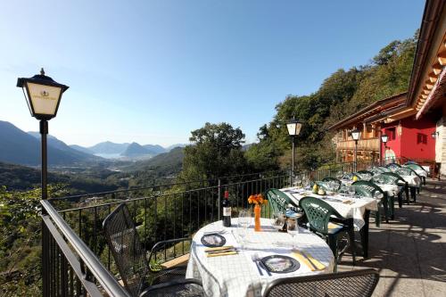 Fotografie z fotogalerie ubytování Eco Hotel Locanda del Giglio v destinaci Roveredo Capriasca