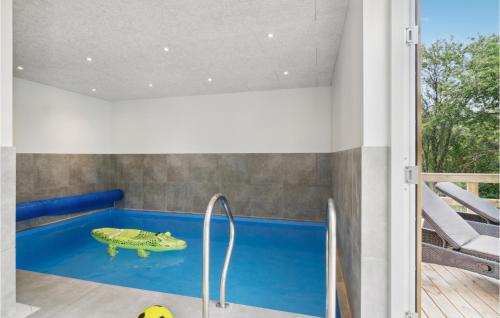 Πισίνα στο ή κοντά στο Amazing Home In Ebeltoft With Wifi