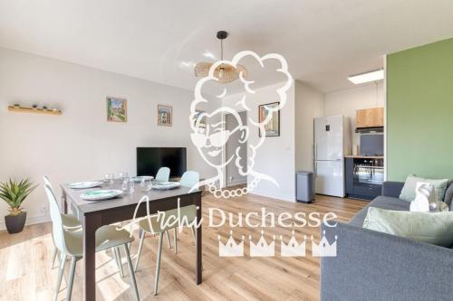 Marine votre F2 moderne à Rouen