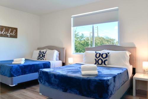 Entire House with Free Parking at North Miami! photo 11